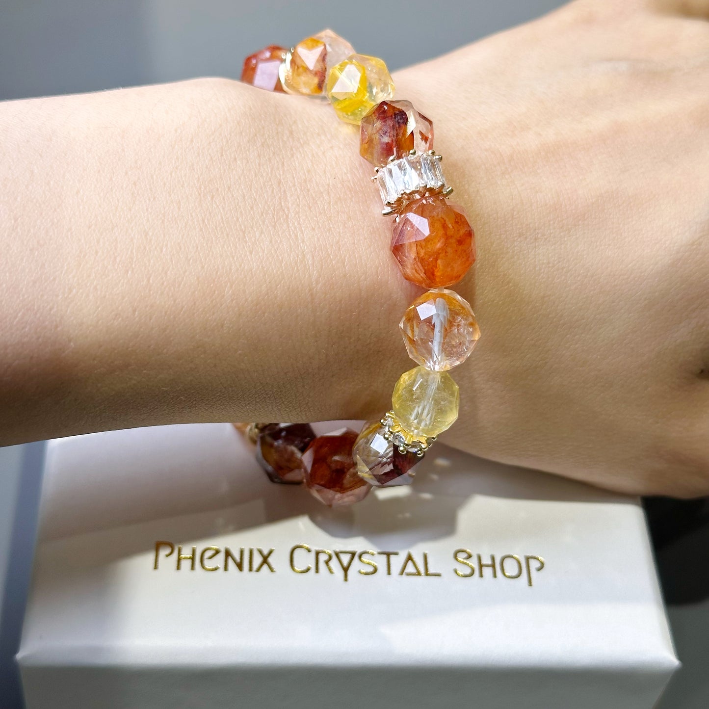 Hematoid Quartz Starcut 錦鯉膠花水晶設計款