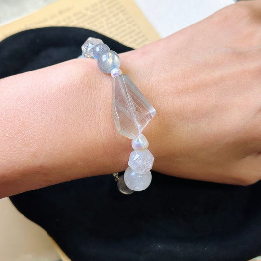 Rabbit Hair Quartz Moonstone Labradorite Pearl Bracelet 兔毛水晶 月亮石 拉長石 小珍珠 手鏈