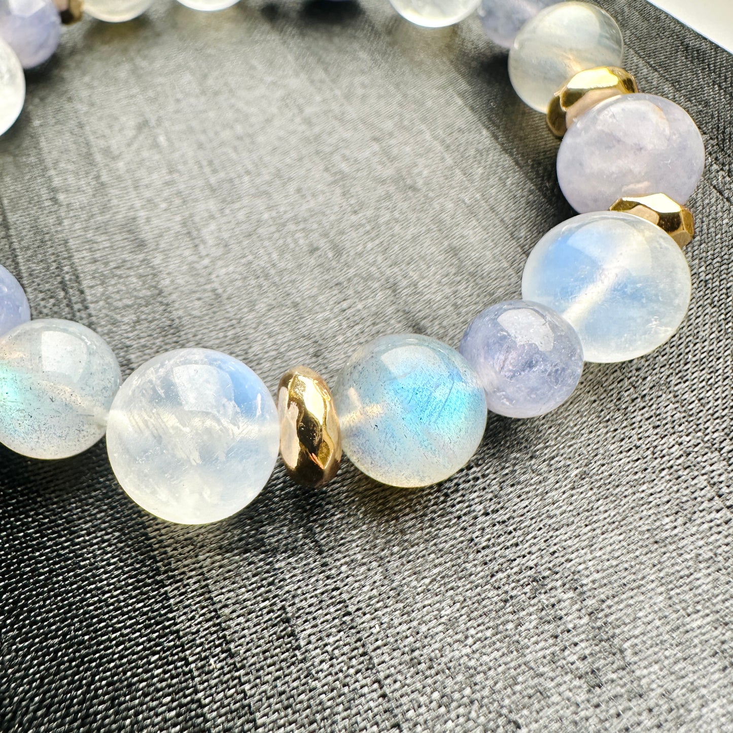 Moonstone Labradorite x Iolite DesignBracelet 月亮石x拉長石x堇青石 設計手串