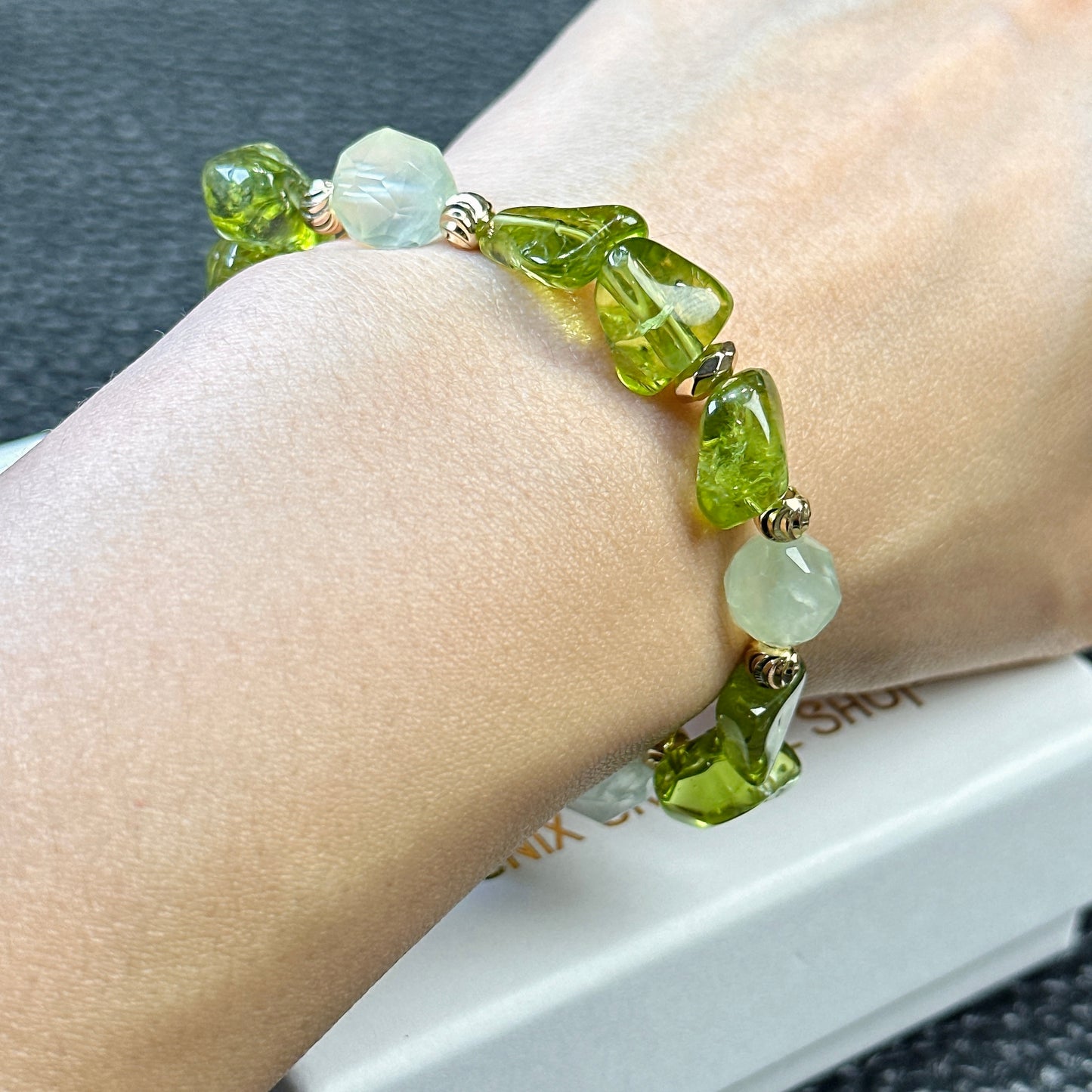 Peridot x Prehnite 橄欖石 葡萄石