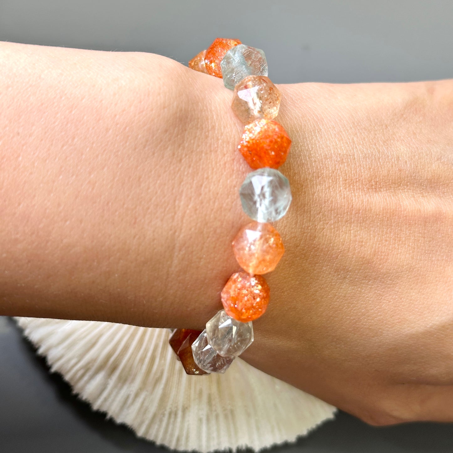 Arusha Sunstone Bracelet Starcut 阿魯沙太陽石手串 10mm