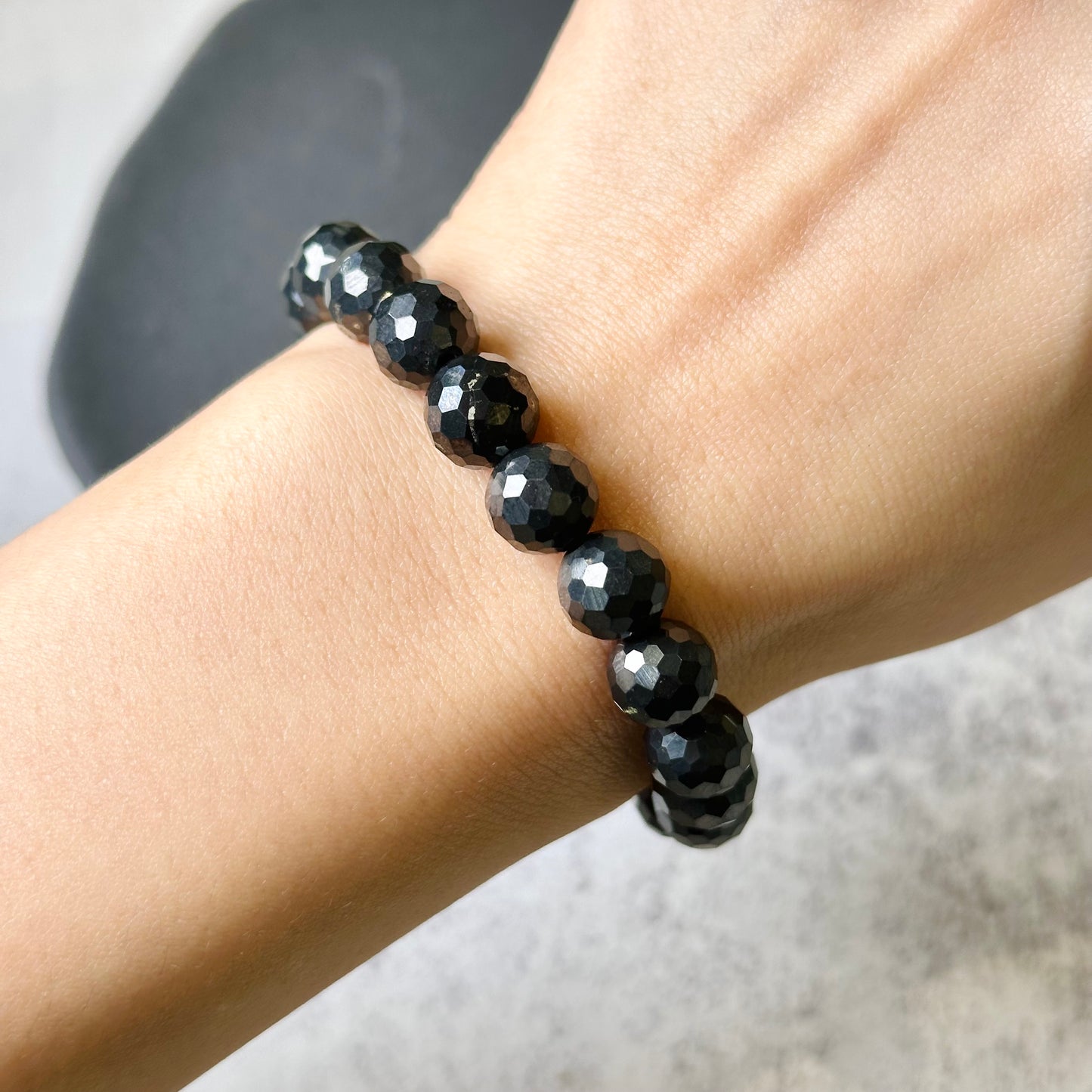 Shungite Faceted 次石墨切割款 9mm