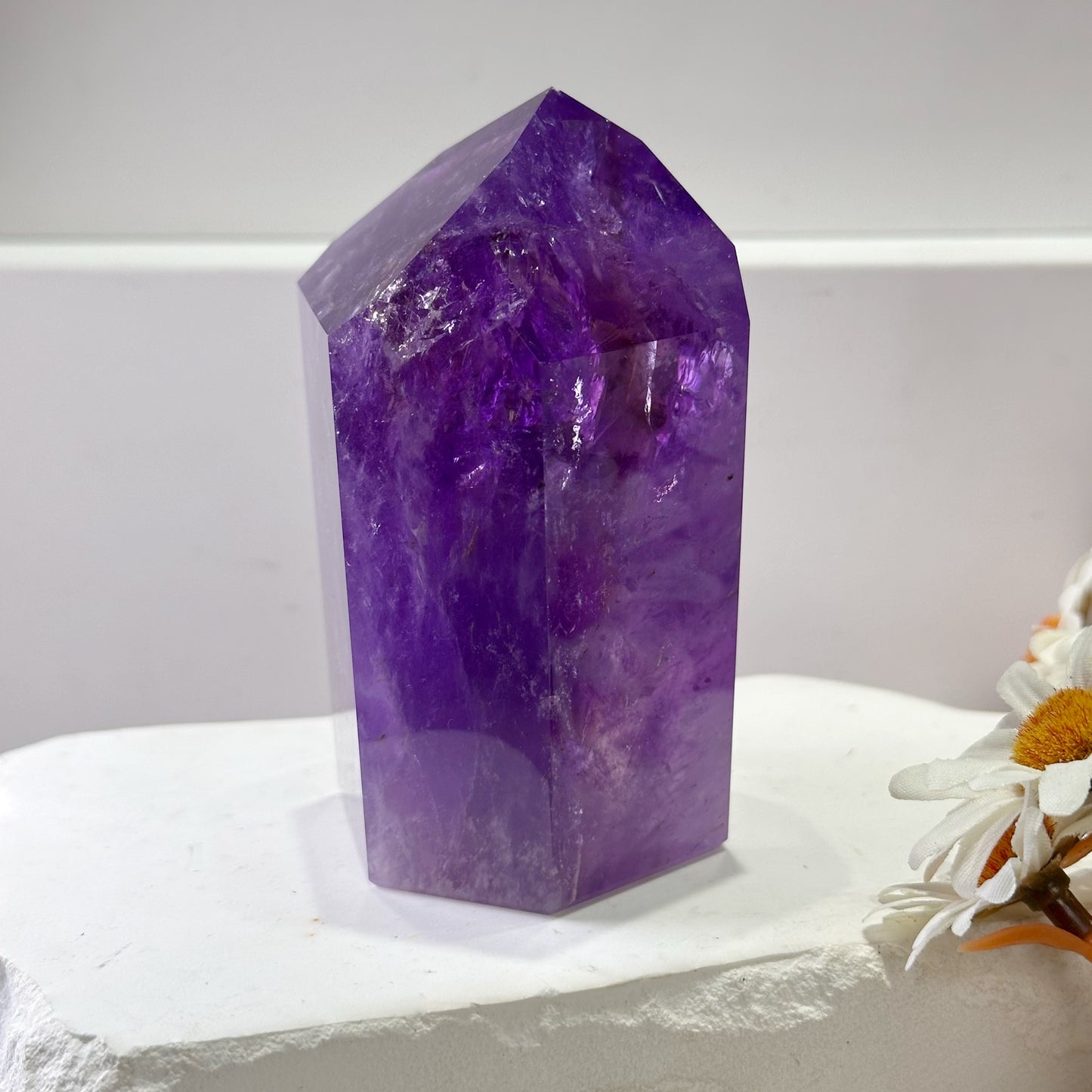 Amethyst Point Tower Chakra 紫水晶 水晶柱 水晶擺件 紫色水晶 香港水晶店 水晶擺設 頂輪