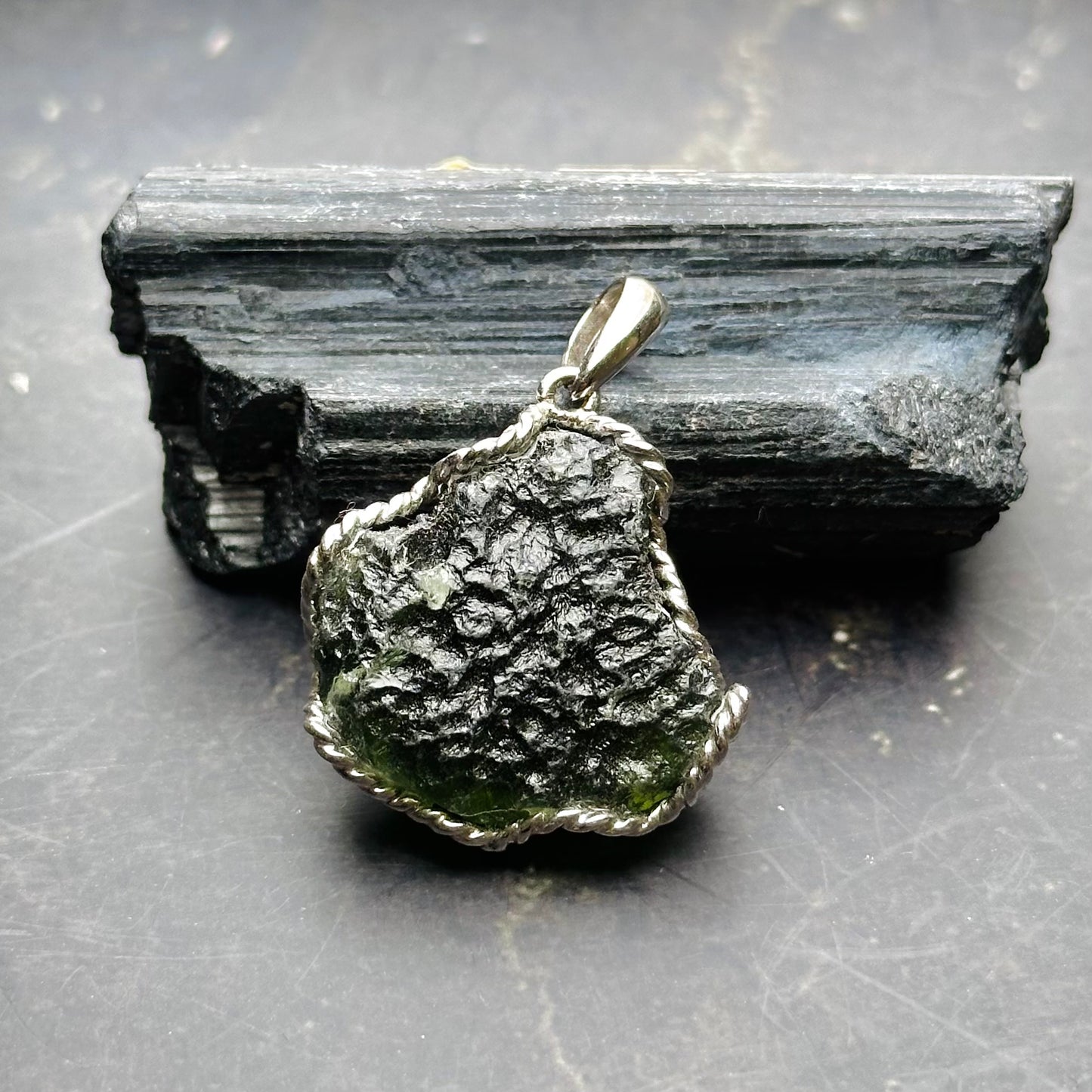 捷克隕石 綠隕石 水晶 吊墜 水晶設計款 綠色水晶 Moldviate Pendant 水晶功效 原石