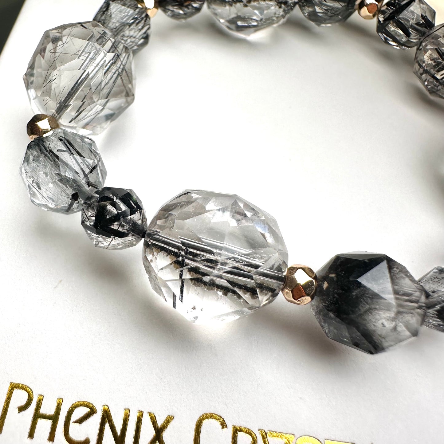 Black Rutilated Starcut 黑髮晶設計款手串 | 手串 bracelet | 紋理特寫 texture detail