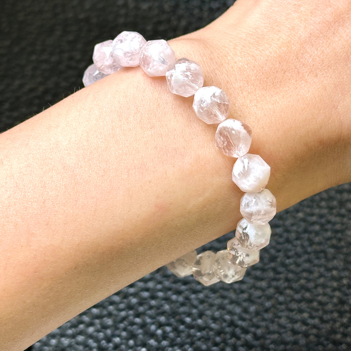 Cherry Blossom Rose Quartz Starcut Bracelet 櫻花粉晶手串 | 手串 bracelet | 紋理特寫 texture detail