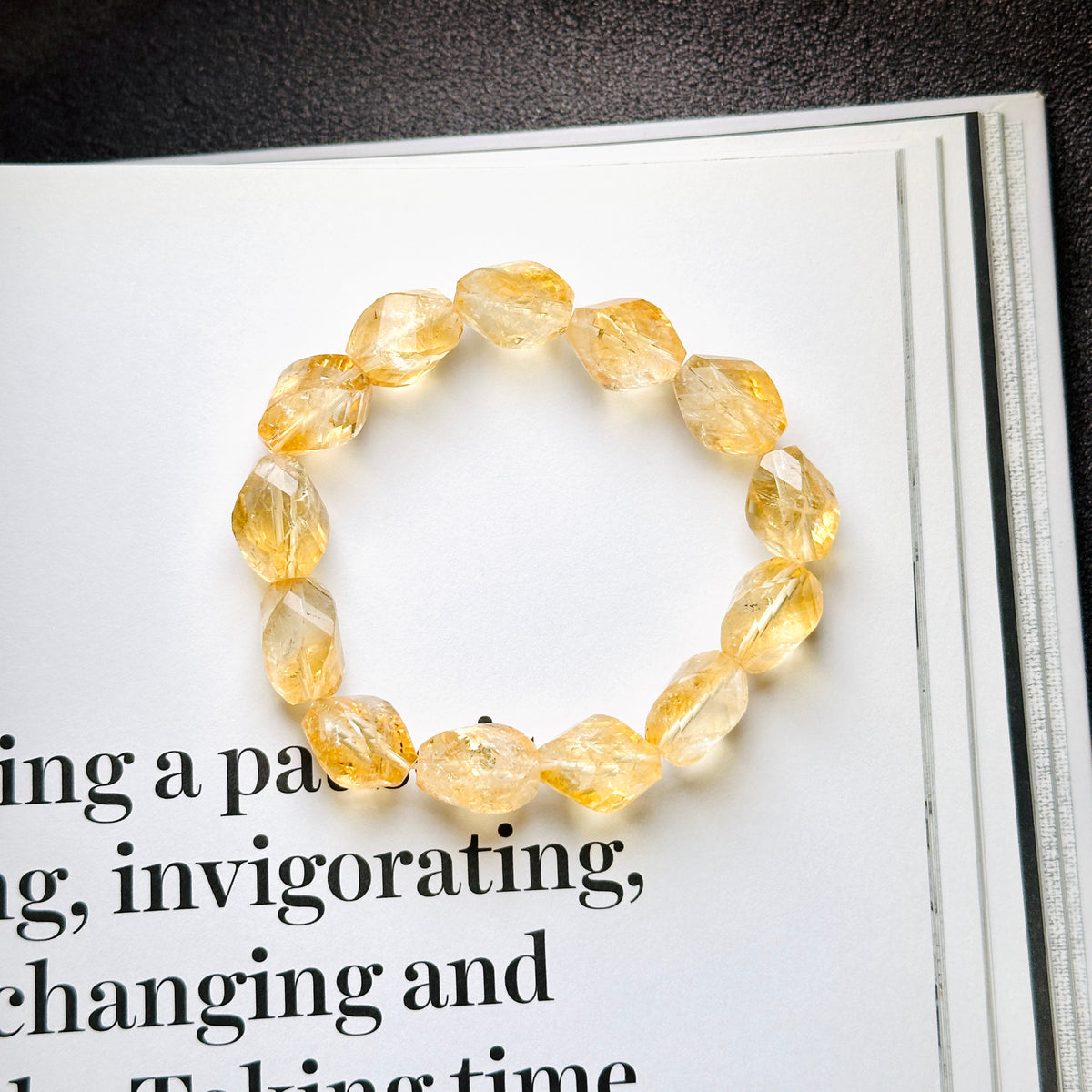Citrine Faceted Bracelet 黃晶切割款手串 | 手串 bracelet | 整體圖 full piece view