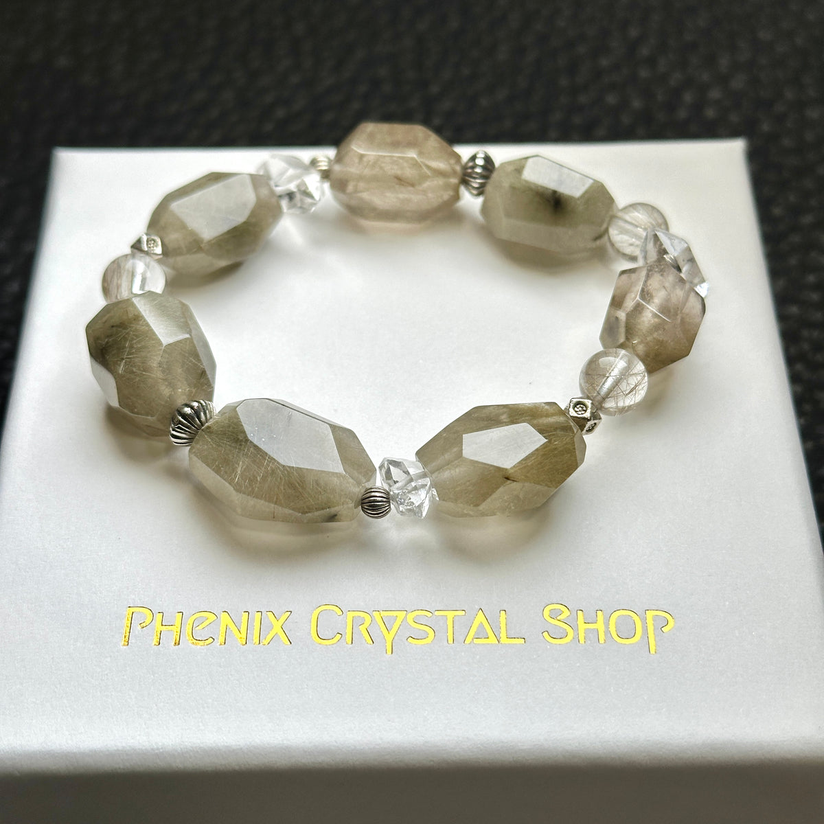Silver Rutilated Quartz x Herkimer Diamond Bracelet 魔鬼銀髮晶x閃靈鑽手串 | 手串 bracelet | 紋理特寫 texture detail