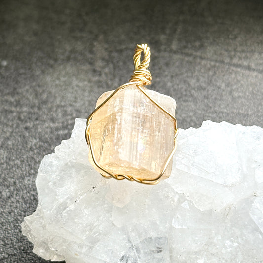 Imperial Topaz Pendant 帝王托帕石吊墜 01