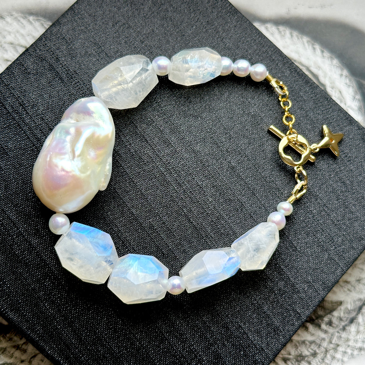 Moonstone Faceted Baroque Pearl Bracelet 月亮石 巴洛克珍珠 手鏈