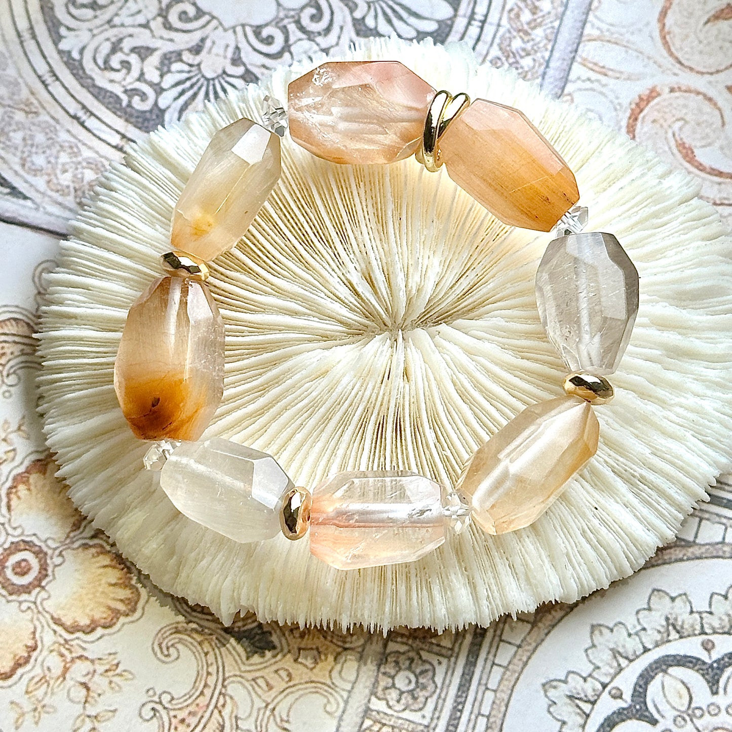 Rabbit Hair Rutilated Quartz Bracelet 兔毛水晶 切割款手串