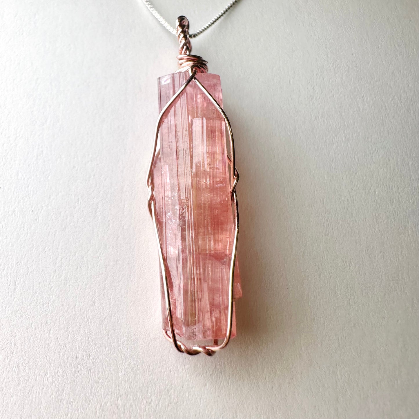 Pink Tourmaline Pendant 粉紅碧璽原石吊墜