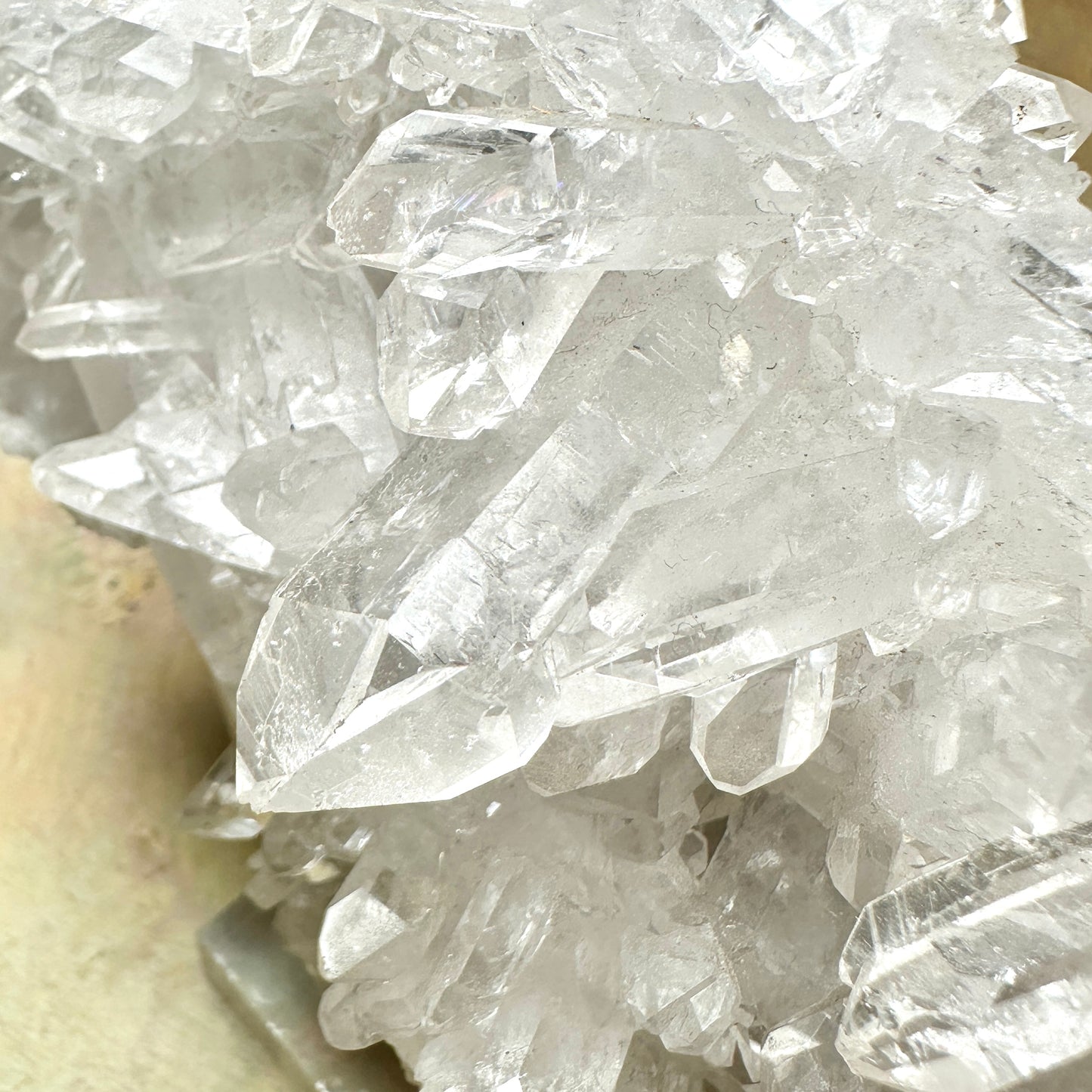 白水晶簇 Clear Quartz Cluster (02)