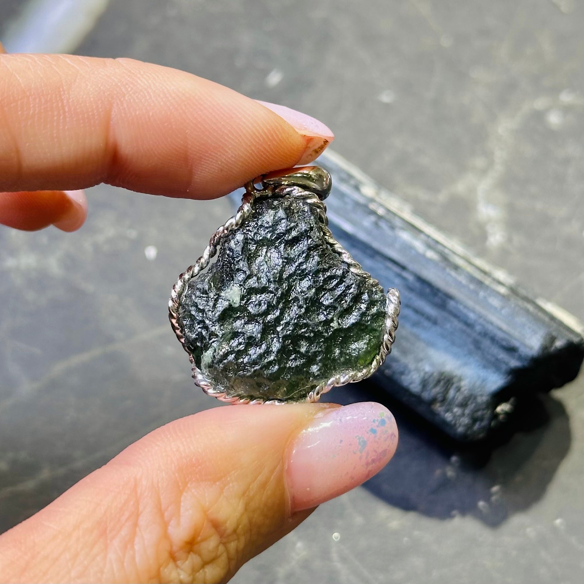 捷克隕石 綠隕石 水晶 吊墜 水晶設計款 綠色水晶 Moldviate Pendant 水晶功效 原石 