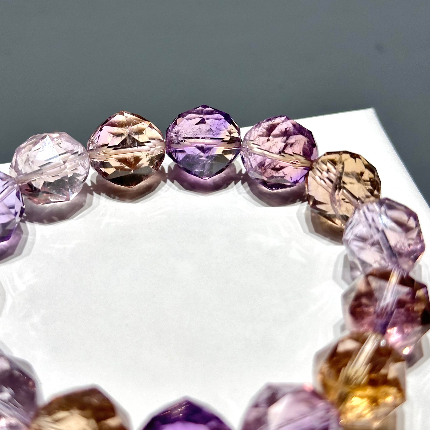 Ametrine Starcut 紫黃晶 | 星切水晶 star-cut-crystal | 細節特寫 close up detail
