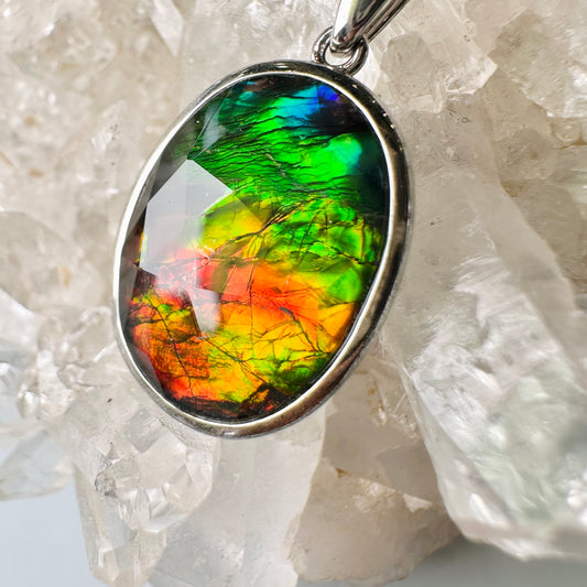Ammolite 斑彩石 橢圓形吊墜 | 吊墜 pendant | 正面圖 front view