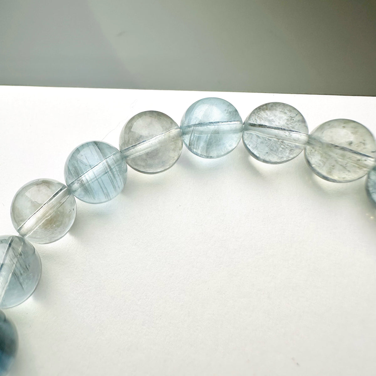 Aquamarine Deep 魔鬼海藍寶 | 原礦 raw-crystal | 紋理特寫 texture detail