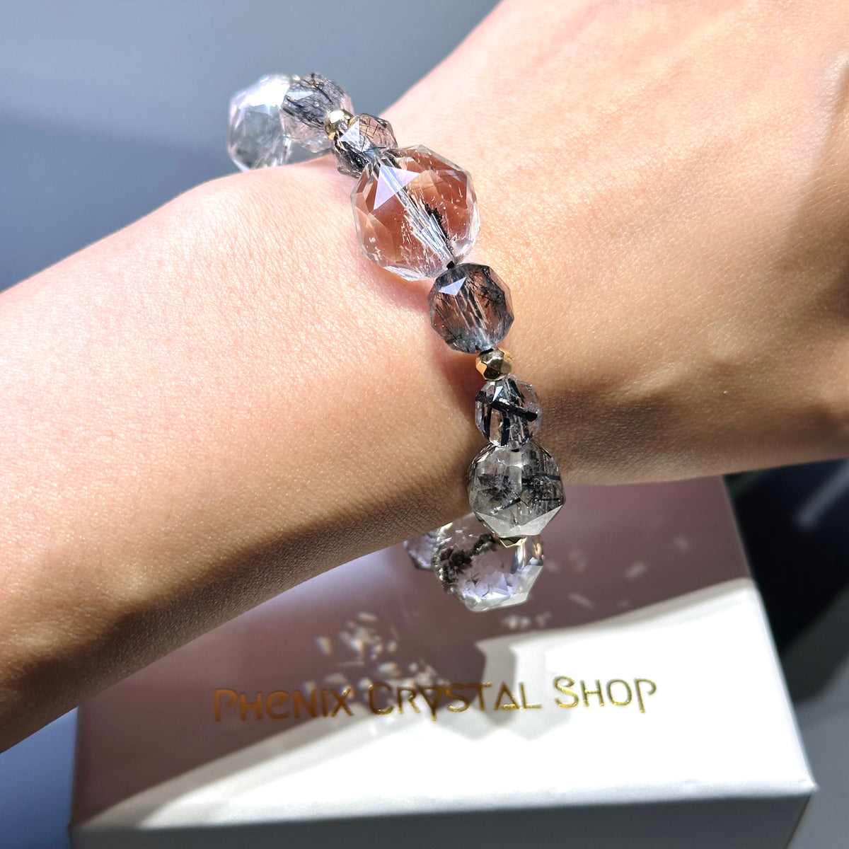 Black Rutilated Starcut 黑髮晶設計款手串 | 手串 bracelet | 細節特寫 close up detail