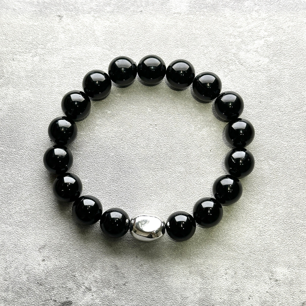 Black Tourmaline Bracelet 黑碧璽手串 | 手串 bracelet | 正面圖 front view