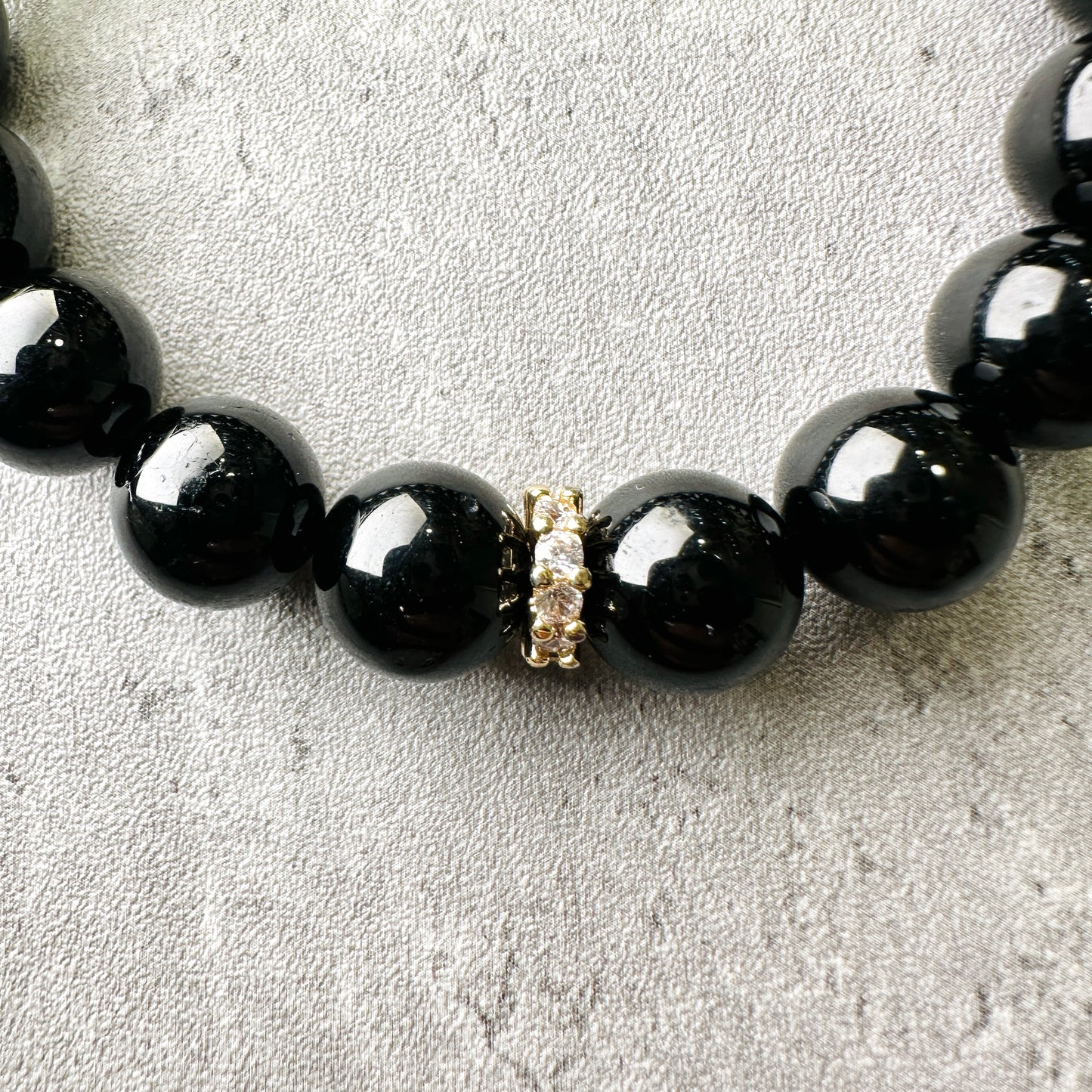 Black Tourmaline Bracelet 黑碧璽手串 | 手串 bracelet | 細節特寫 close up detail