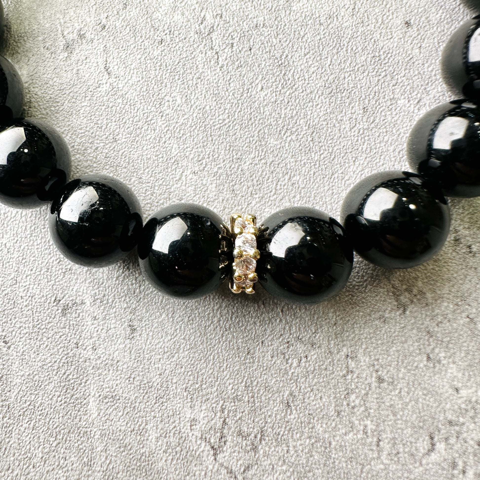 Black Tourmaline Bracelet 黑碧璽手串 | 手串 bracelet | 細節特寫 close up detail