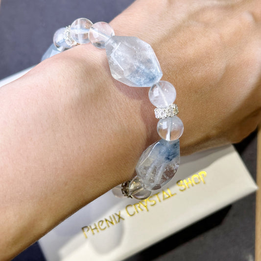 Blue Rabbit Hair Quartz x Blue Needle Quartz Design Bracelet 藍兔毛x藍針水晶 設計款 | 手串 bracelet | 正面圖 front view