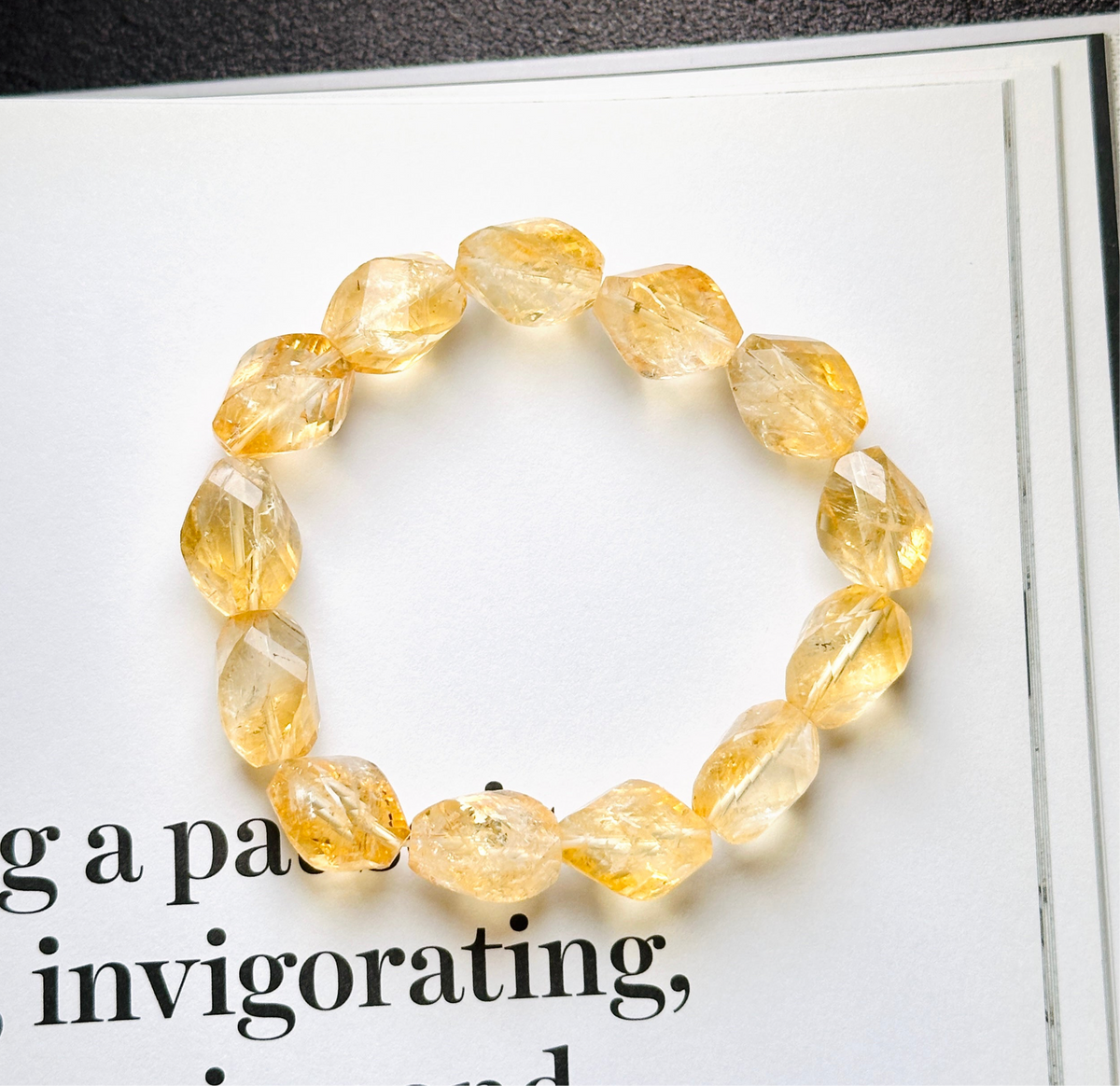 Citrine Faceted Bracelet 黃晶切割款手串 | 手串 bracelet | 正面圖 front view