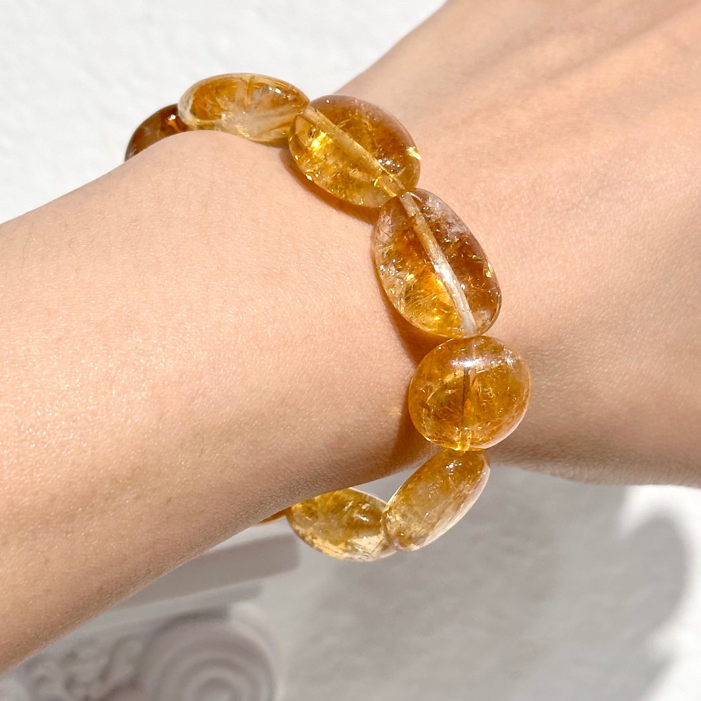 Citrine Irregular Bracelet 黃晶不規則手串 | 手串 bracelet | 側面角度 side angle