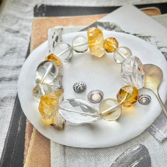 Citrine & Skeleton Quartz & Clear Quartz Faceted Bracelet 黃晶 骸骨水晶 白水晶設計手串 | 手串 bracelet | 正面圖 front view