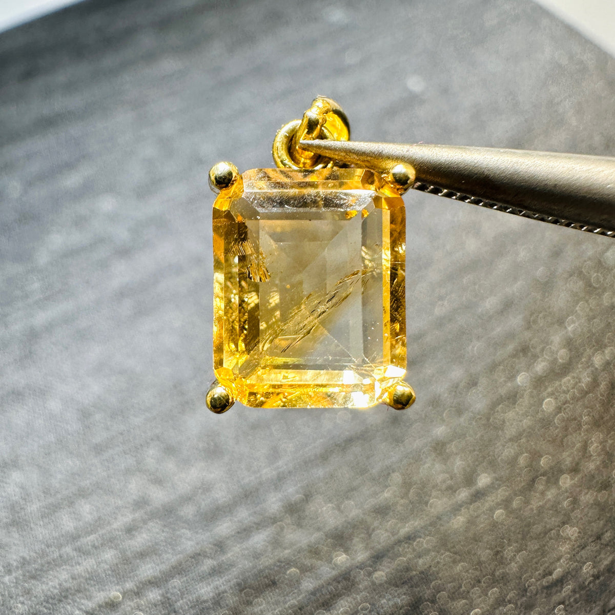 Citrine Square Pendant 黃晶方形吊墜 | 吊墜 pendant | 正面圖 front view