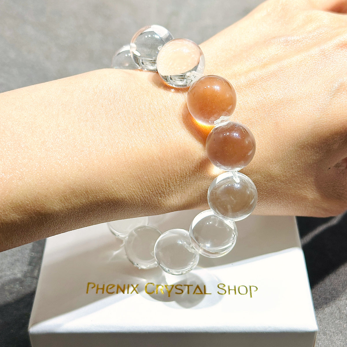 Clear Quartz Bubble Bracelet 白水晶泡泡珠手串 | 手串 bracelet | 紋理特寫 texture detail