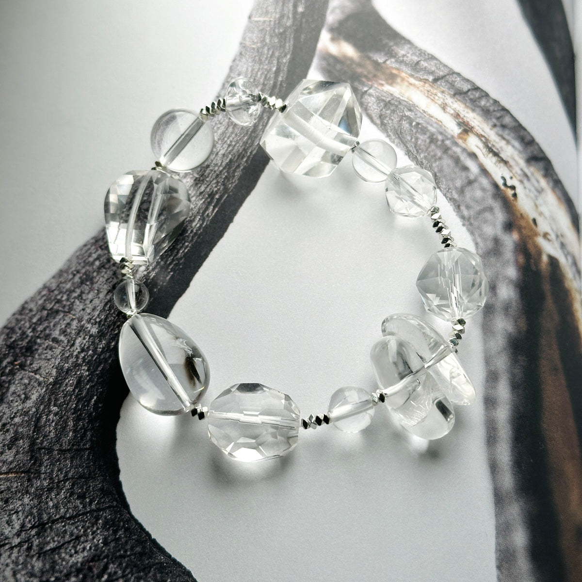 Clear Quartz Multi-shapes Design Bracelet 白晶多形狀設計手串 | 手串 bracelet | 細節特寫 close up detail