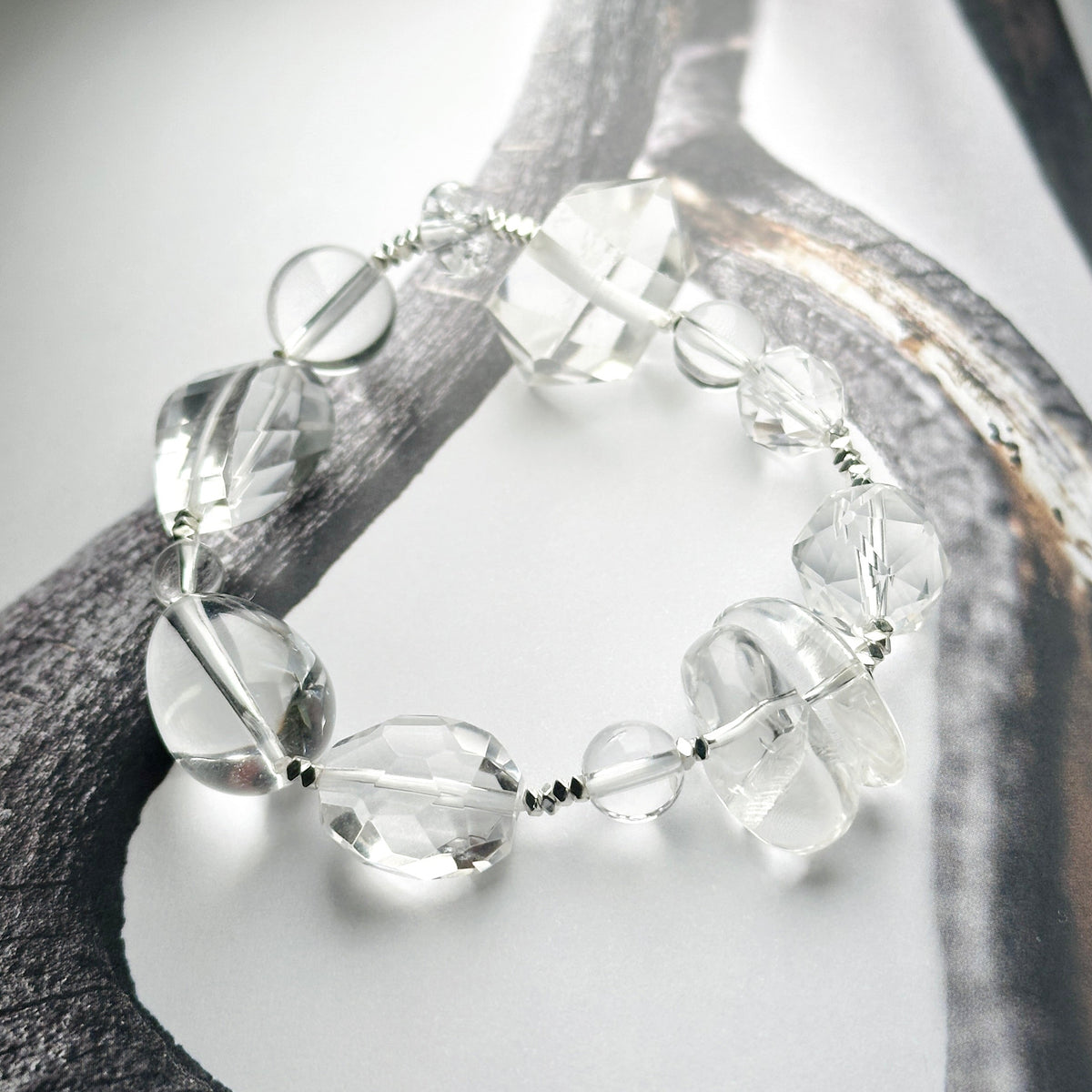 Clear Quartz Multi-shapes Design Bracelet 白晶多形狀設計手串 | 手串 bracelet | 正面圖 front view