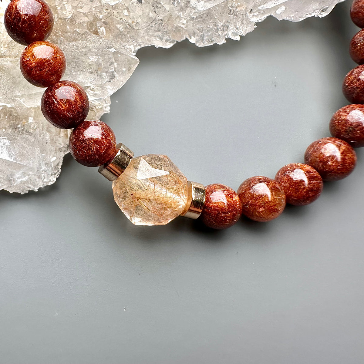 Copper Rutilated Quartz Bracelet 銅髮晶 | 手串 bracelet | 細節特寫 close up detail