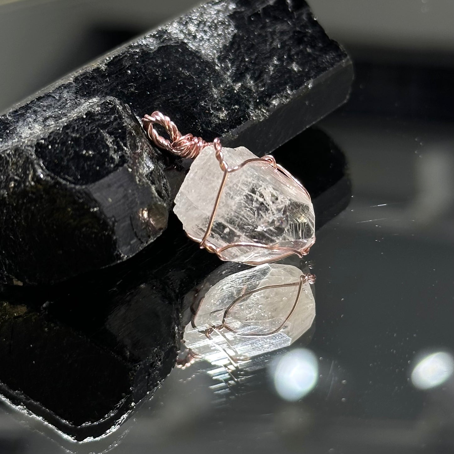 Danburite Pendant 賽黃晶吊墜 | 吊墜 pendant | Additional angle