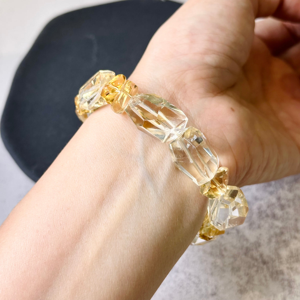Faceted Citrine Bracelet 黃晶切割款手串 | 手串 bracelet | 整體圖 full piece view