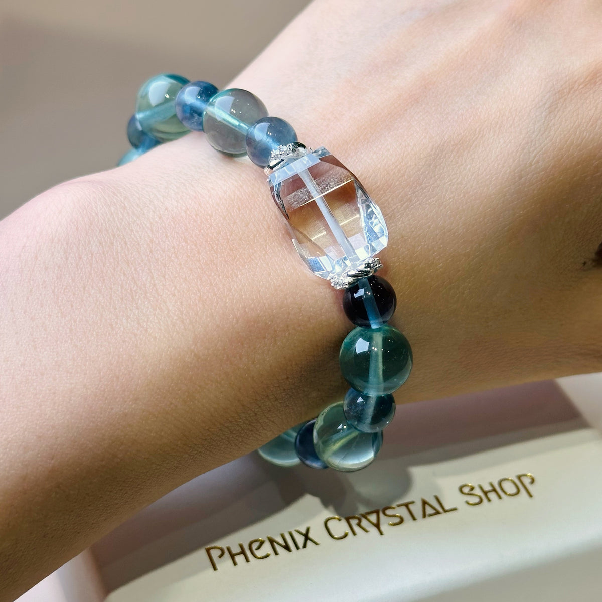 Fluorite x Clear Quartz Bracelet 藍綠螢石白水晶手串 | 手串 bracelet | Additional angle