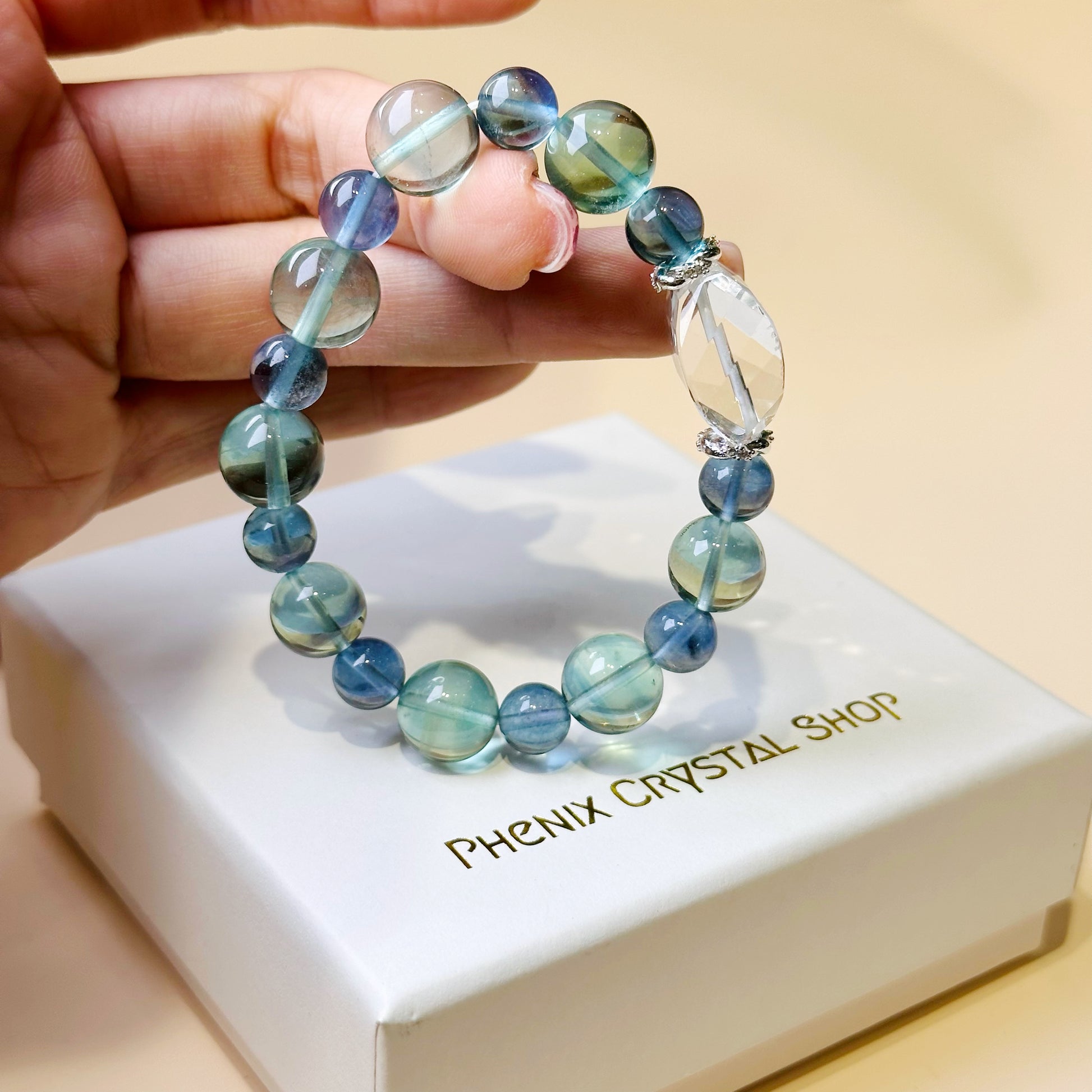 Fluorite x Clear Quartz Bracelet 藍綠螢石白水晶手串 | 手串 bracelet | 整體圖 full piece view
