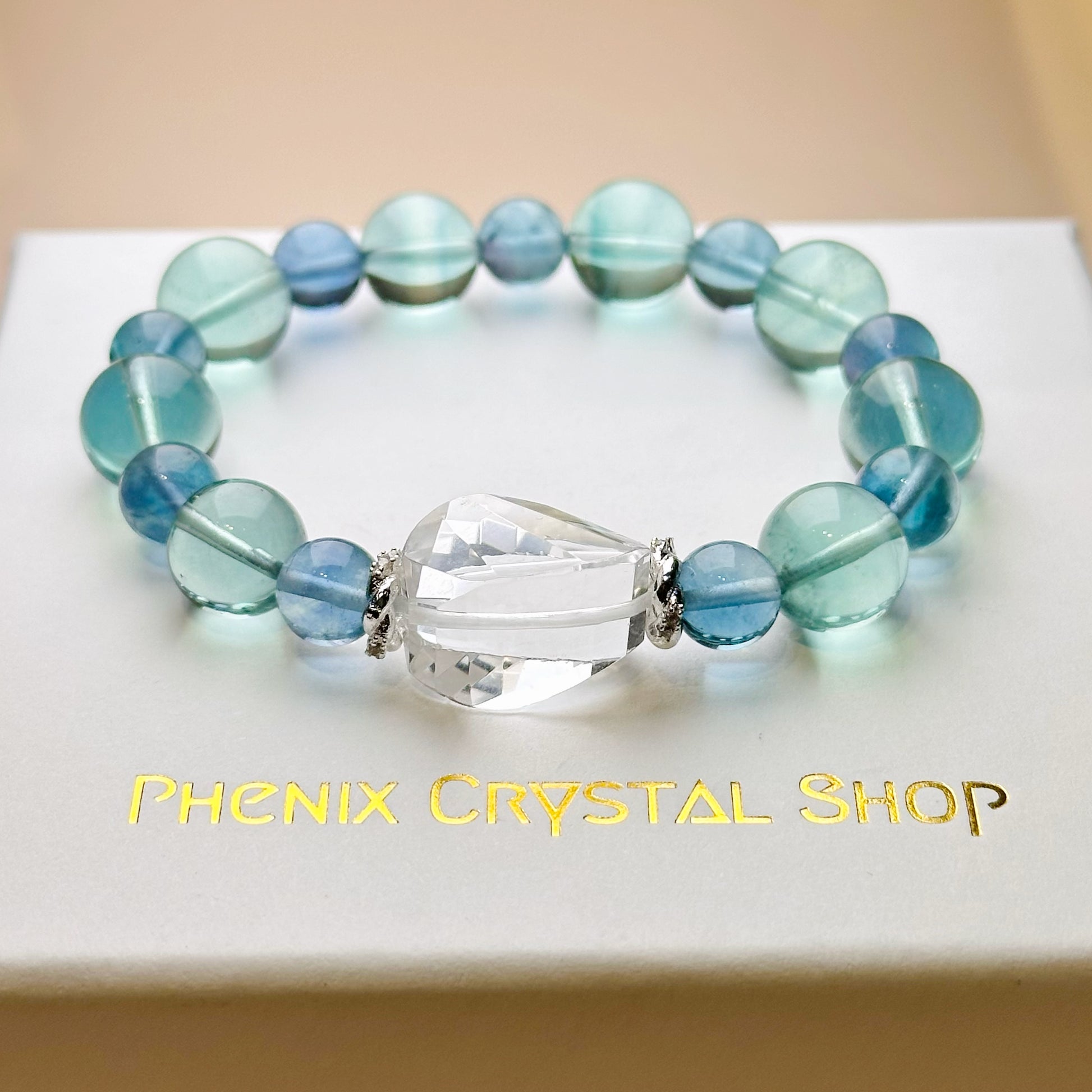 Fluorite x Clear Quartz Bracelet 藍綠螢石白水晶手串 | 手串 bracelet | 側面角度 side angle