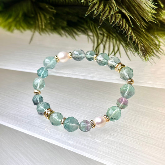 Fluorite x Pearl Bracelet 螢石x淡水珍珠手串 | 手串 bracelet | 正面圖 front view