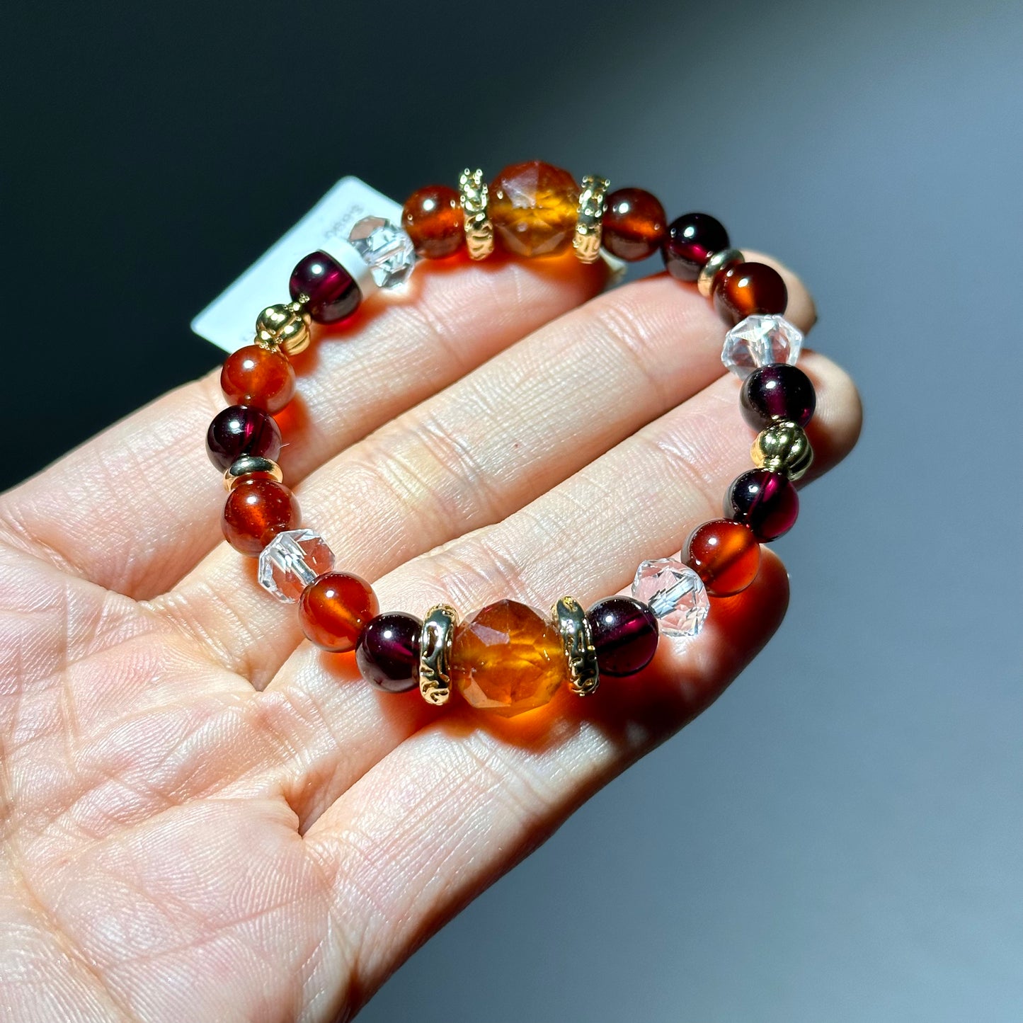 Garnet Bracelet | 手串 bracelet | 細節特寫 close up detail