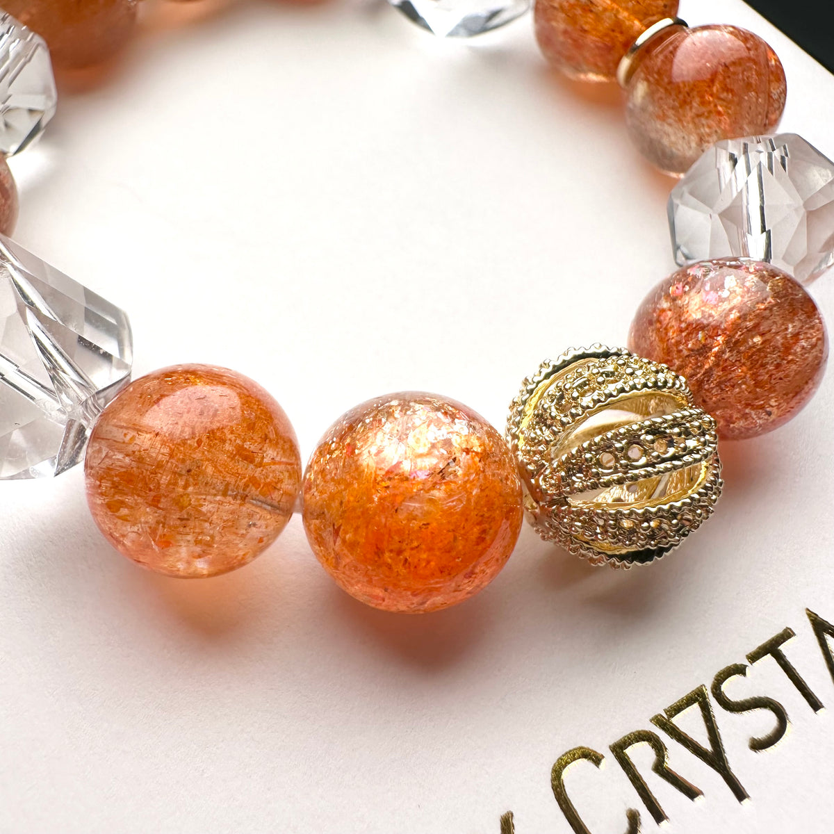 Gold Sunstone and Clear Quartz Design Bracelet 金太陽 白水晶 設計手串 | 手串 bracelet | 細節特寫 close up detail