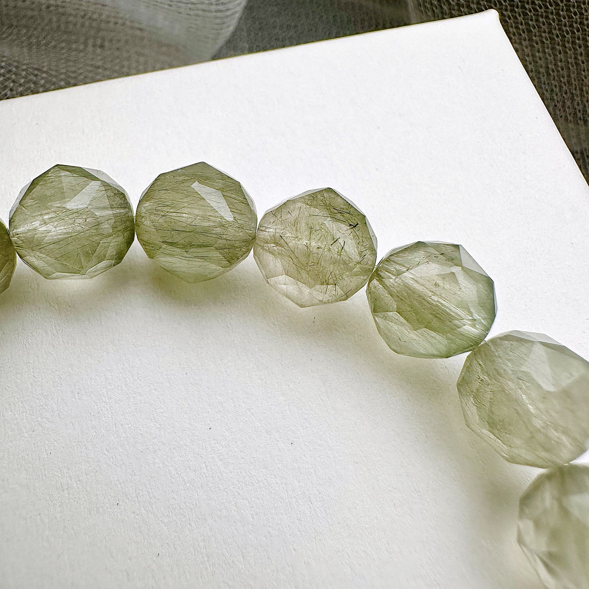 Green Rutilated Quartz Bracelet Starcut 綠髮晶手串 | 手串 bracelet | 側面角度 side angle