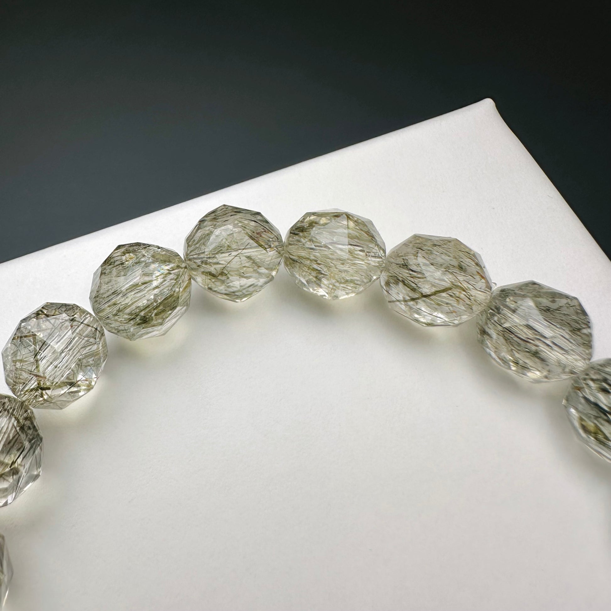 Green Tourmaline Rutilated 綠碧璽髮晶 | 原礦 raw-crystal | 整體圖 full piece view