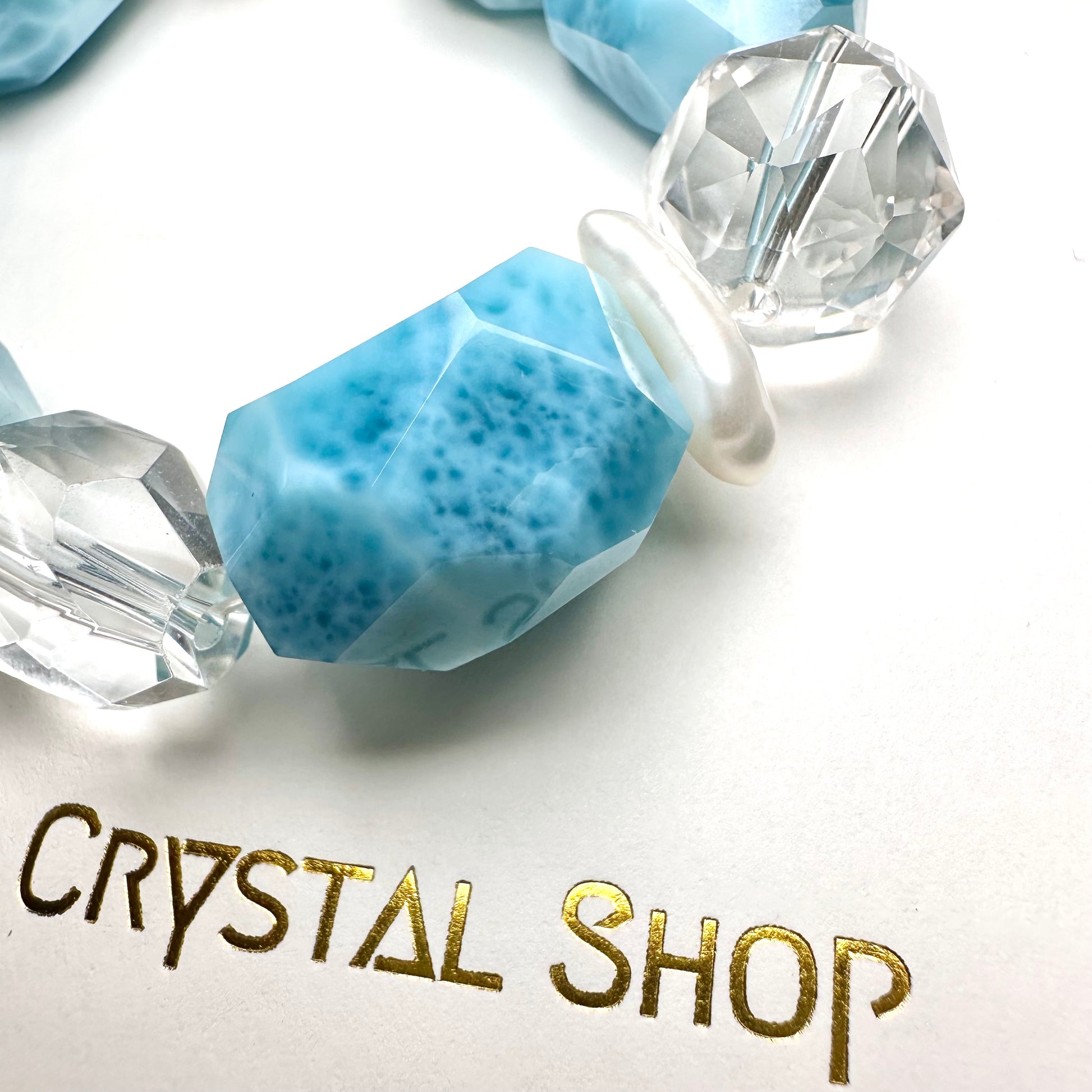 HUGE Larimar x Pearl x Clear Quartz Designer Bracelet 巨型海紋石淡水珍珠白水晶設計手串 | 手串 bracelet | 側面角度 side angle