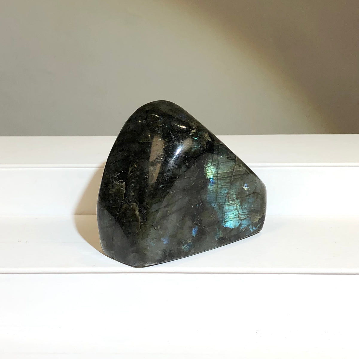 Labradorite 拉長石 | 原礦 raw-crystal | 細節特寫 close up detail