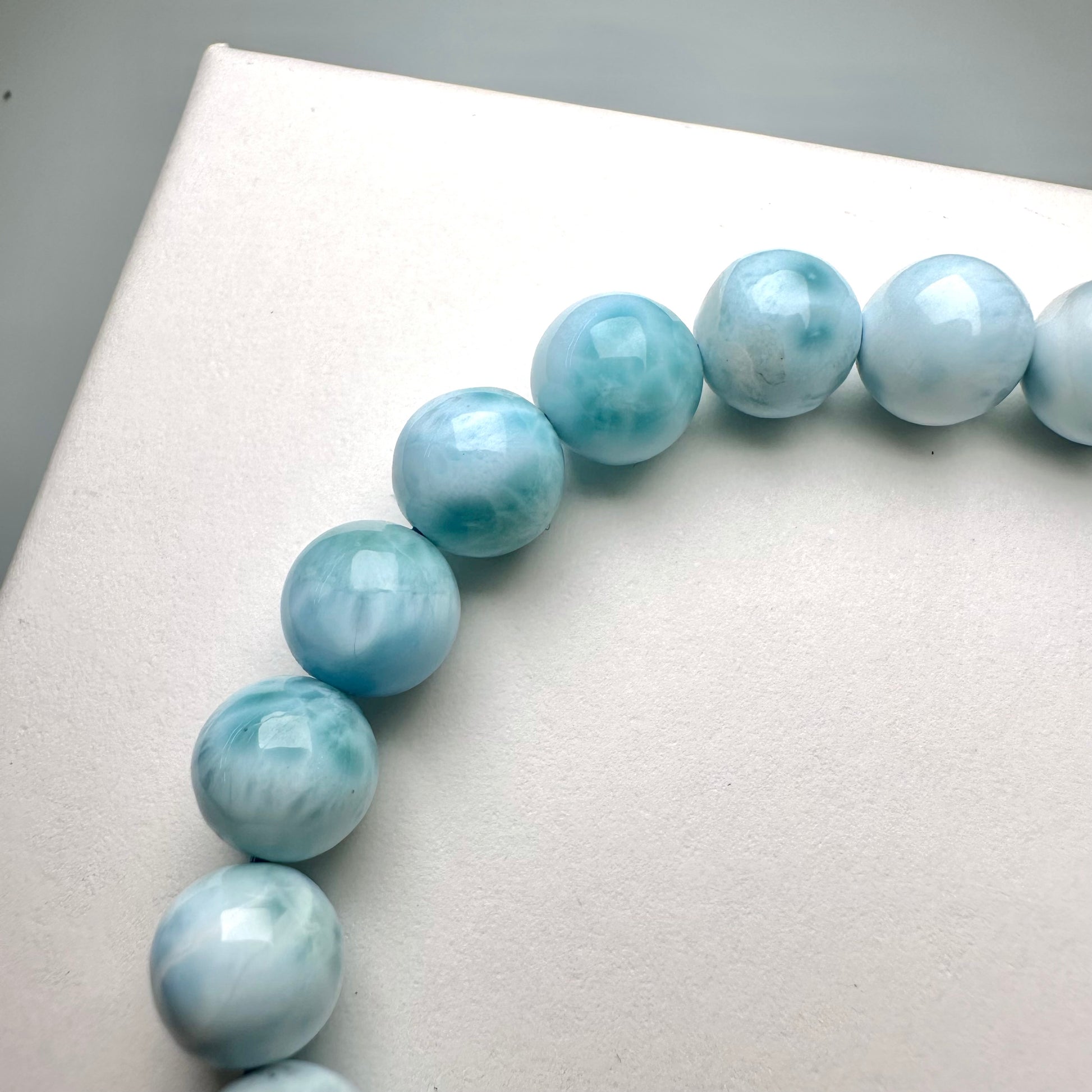 Larimar 海紋石手串 | 手串 bracelet | 細節特寫 close up detail