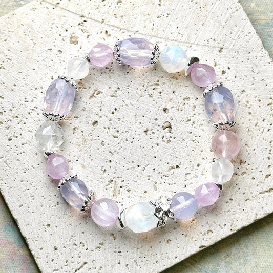 Lavender Quartz Moonstone Kunzite Blue Needle Quartz 紫玉晶 月亮石 紫鋰輝 藍針水晶 | 原礦 raw-crystal | 正面圖 front view