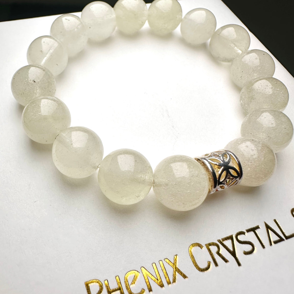 Libyan Gold Tektite Bracelet 利比亞黃金隕石手串 | 手串 bracelet | 側面角度 side angle