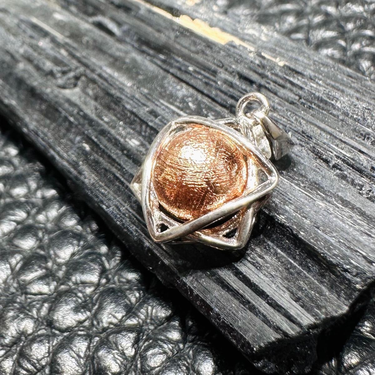 Meteorite Rose Gold Star of David Pendant 天鐵玫瑰金色大衞星吊墜 | 吊墜 pendant | 細節特寫 close up detail